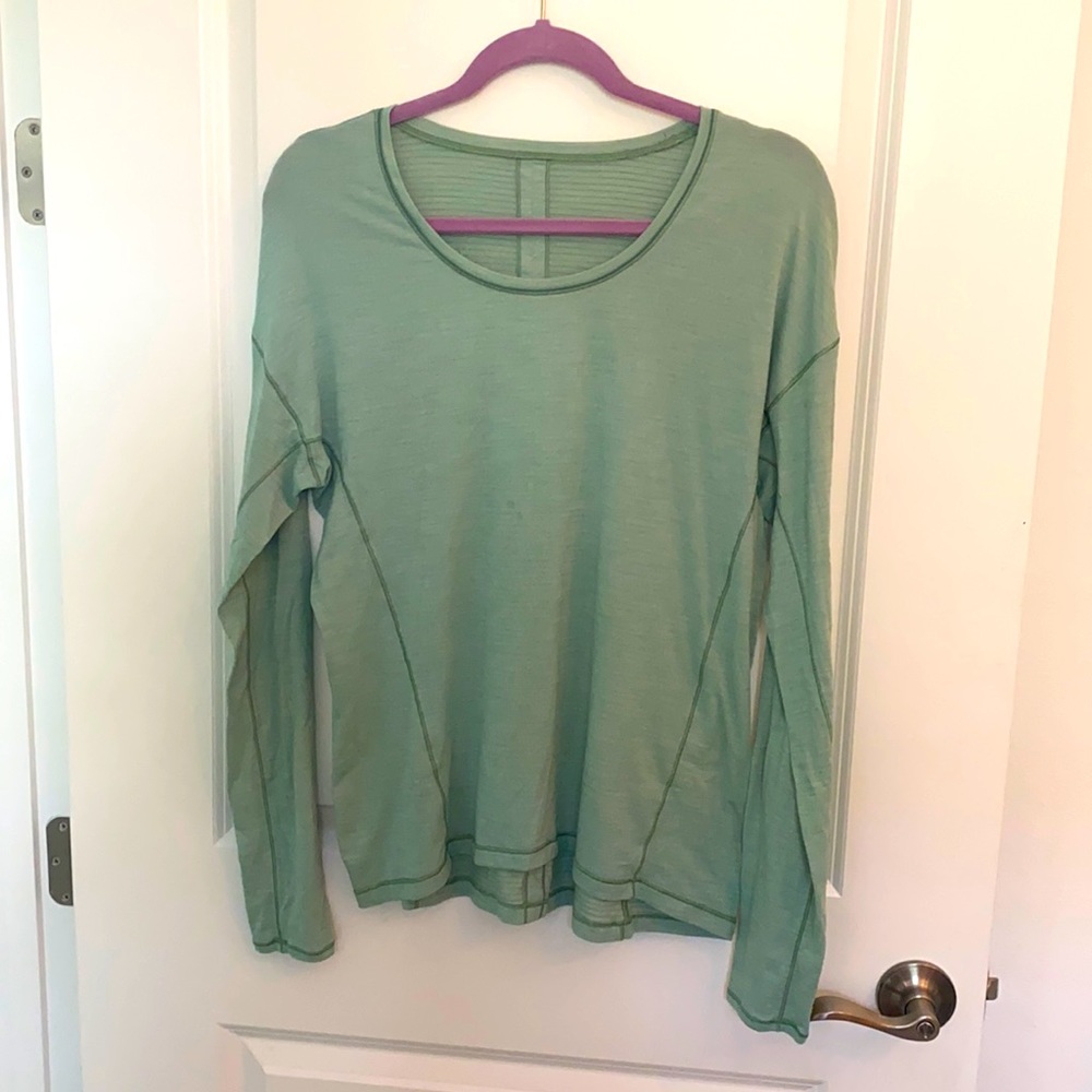 Lululemon Green Long Sleeve Shirt